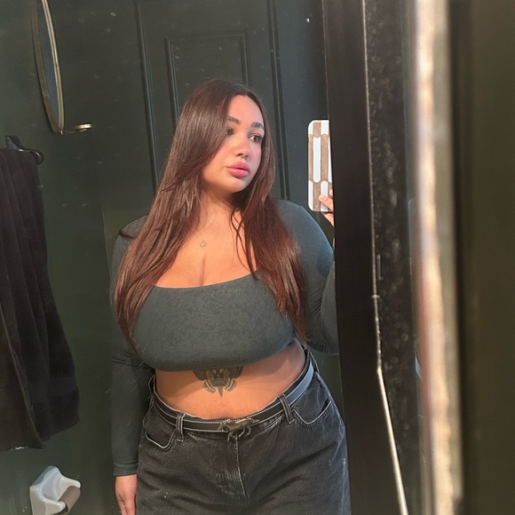 ashleyg1022